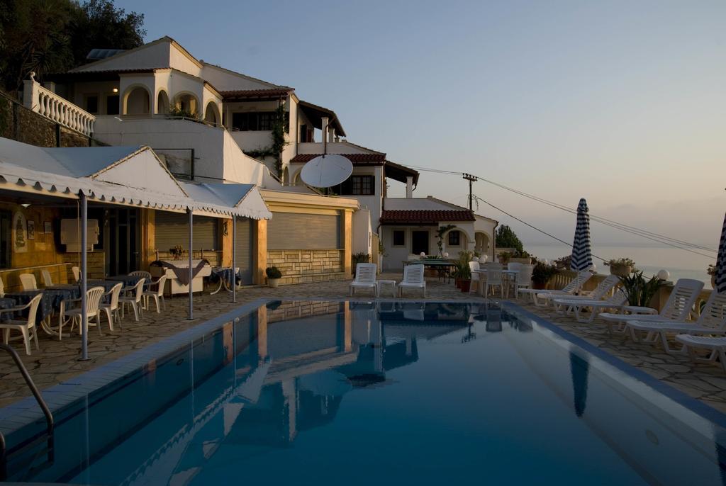 Oniro Villas Korfoe Buitenkant foto